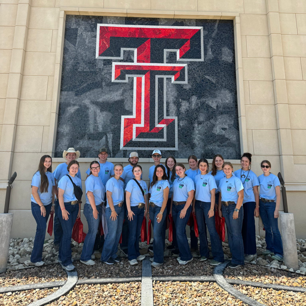 Mountain Home teen selected for prestigious livestock leadership program