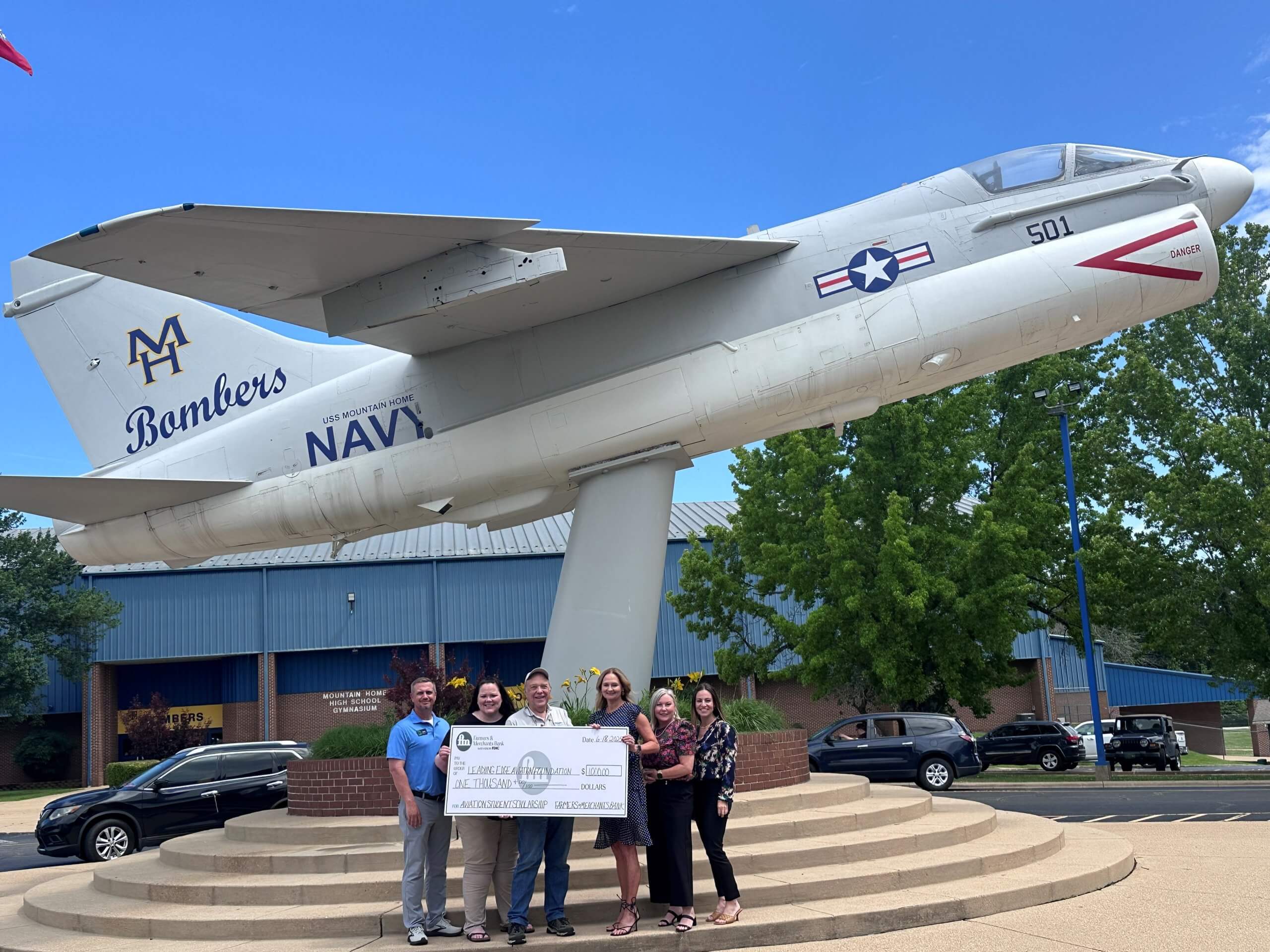 Farmers & Merchants Bank “LIFTS” Aviation at High School